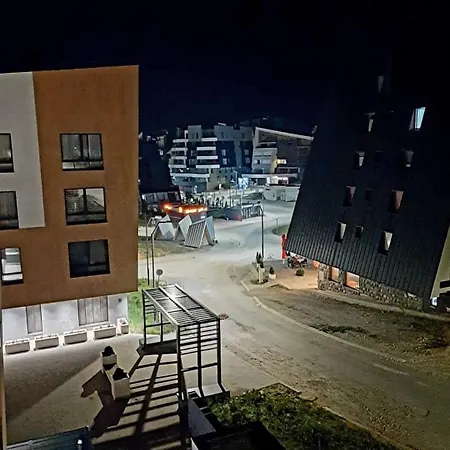 Mek Lux Апартаменты Белашница