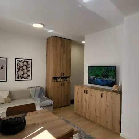 Mek Lux Апартаменты *